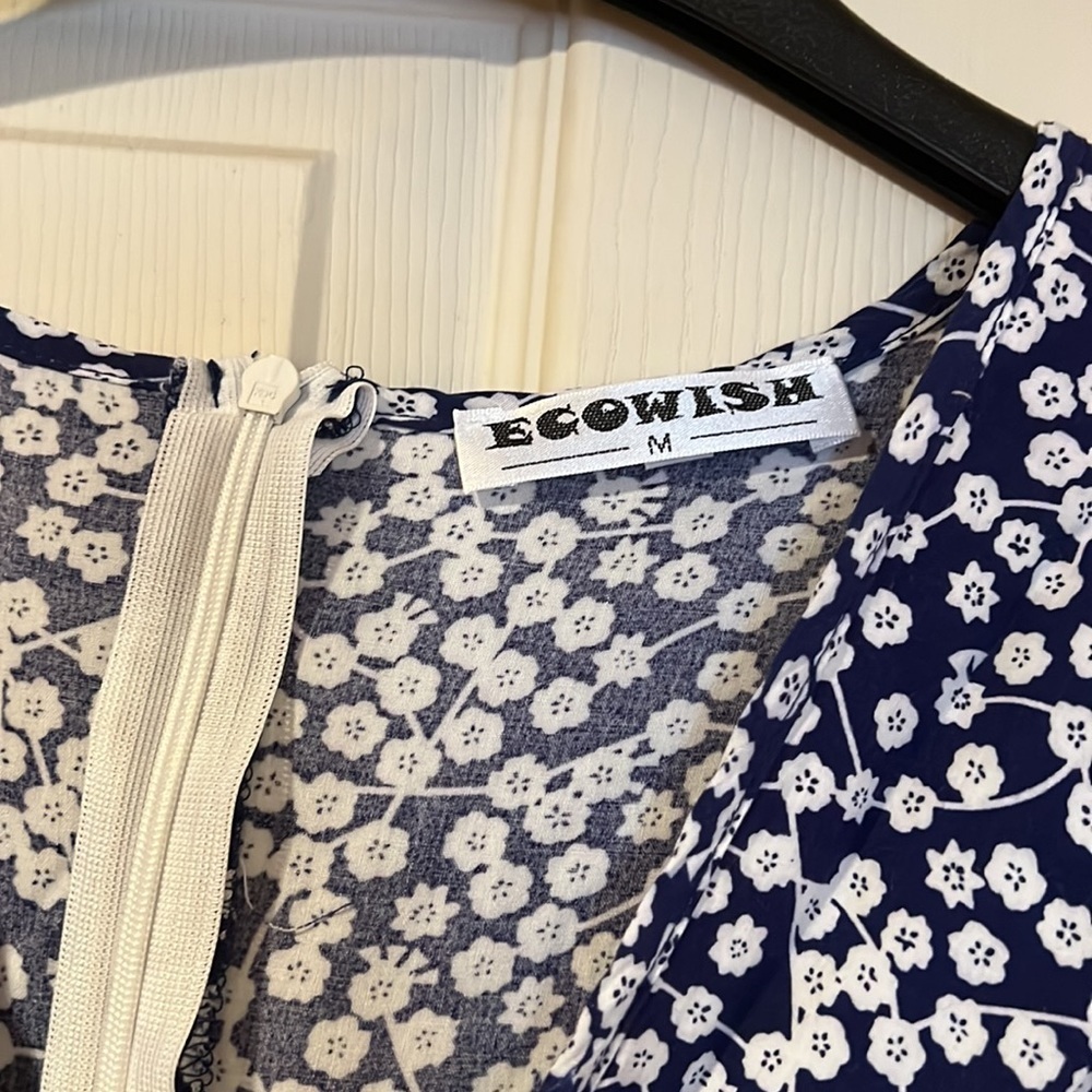 NWOT Ecowish V-Neck Short Summer Dress 💛 - Picture 4 of 8